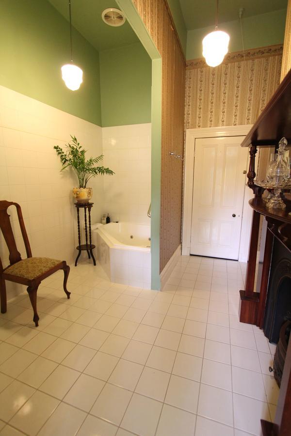 Palm House Bed & Breakfast มัลดอน ภายนอก รูปภาพ