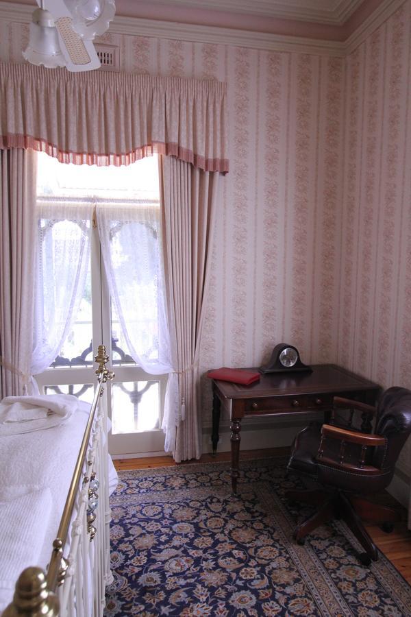 Palm House Bed & Breakfast มัลดอน ภายนอก รูปภาพ